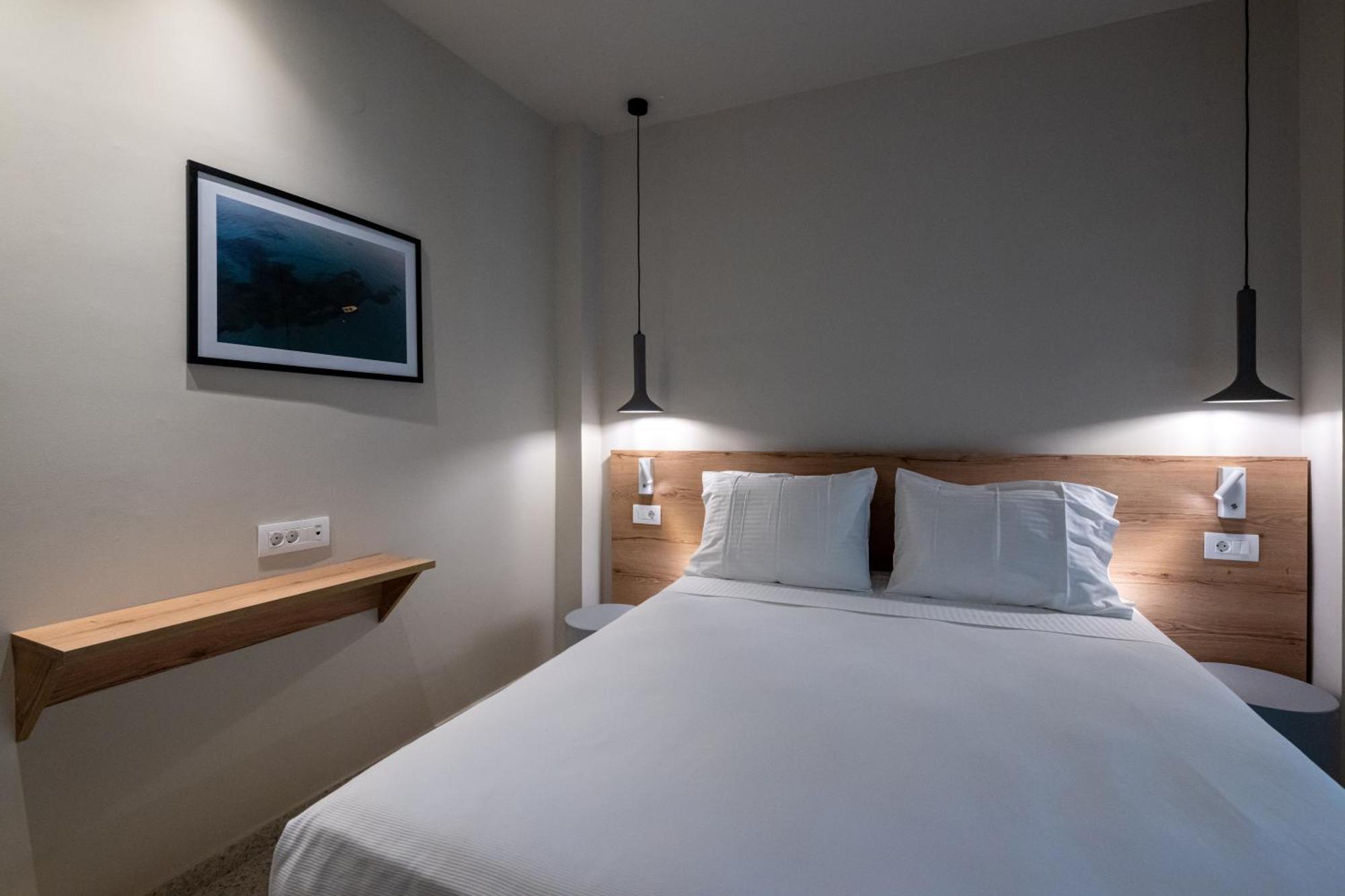 Asklipiou Cube - Kalamata Mediterranean Suites Buitenkant foto