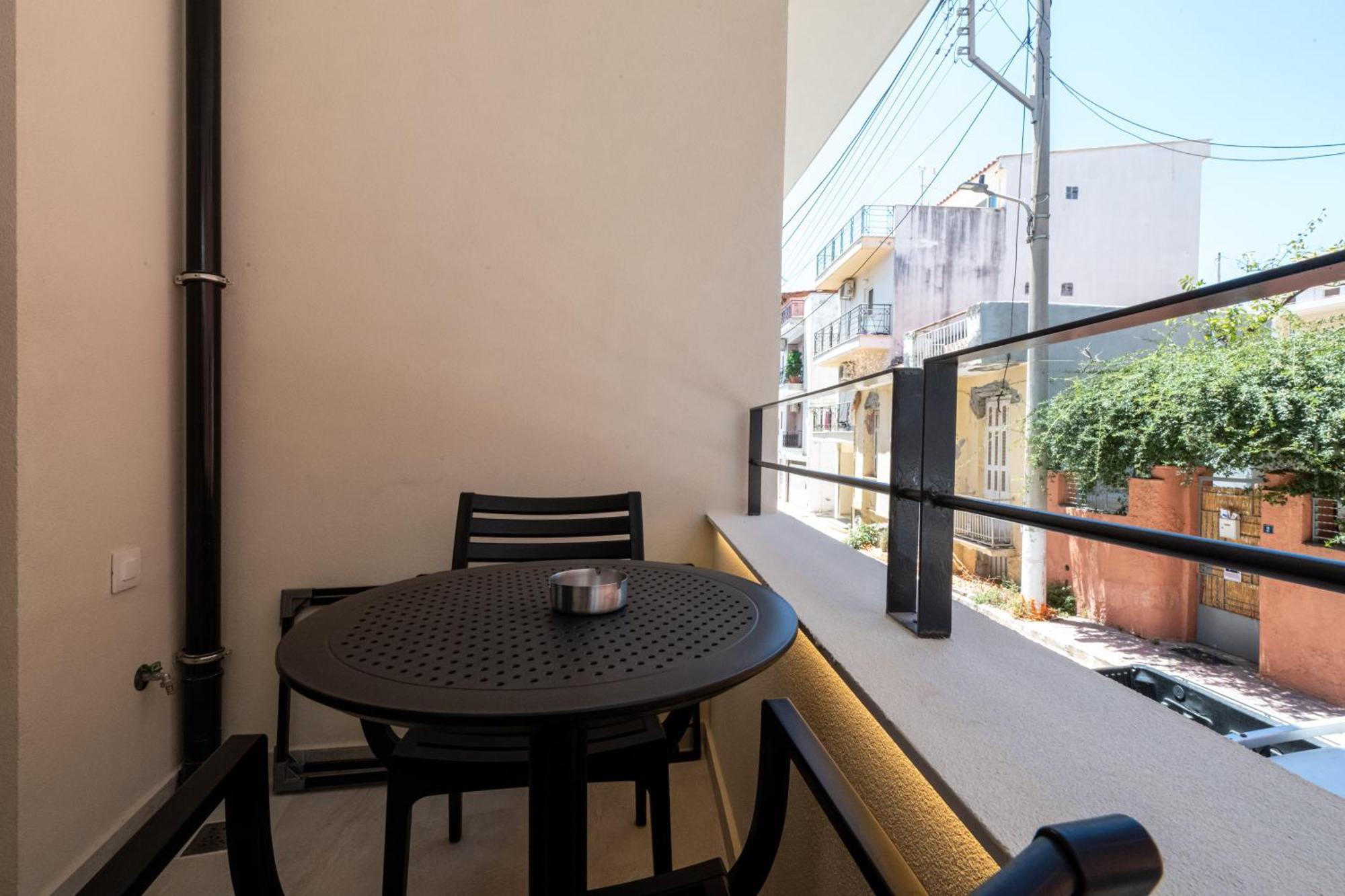 Asklipiou Cube - Kalamata Mediterranean Suites Buitenkant foto